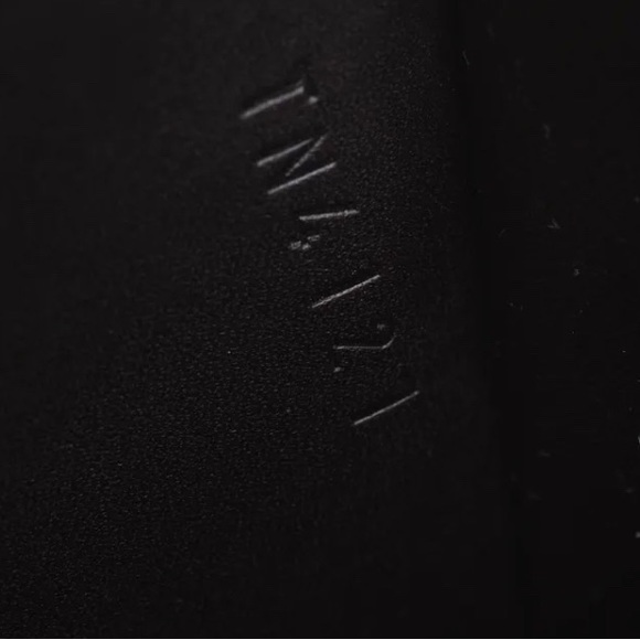 Louis Vuitton Vernis Portefeuille Sarah Wallet Deep purple Wine color M93524 - Picture 9 of 11